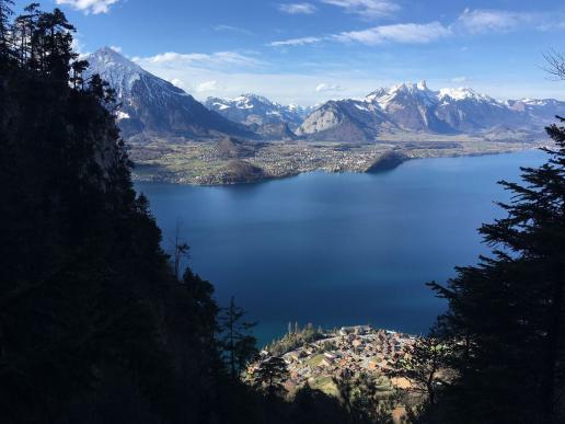 Föhnstimmung über dem Thunersee