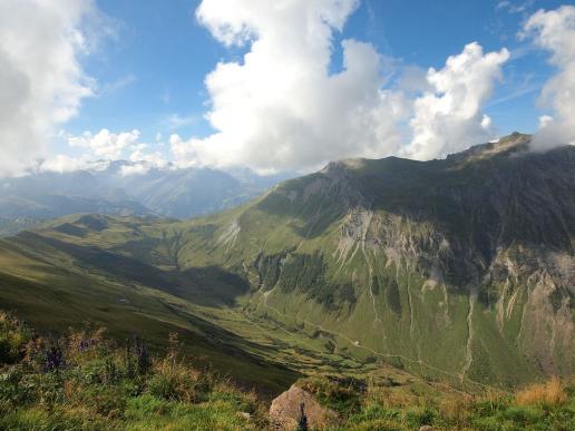 Blick zum Trütlisberg