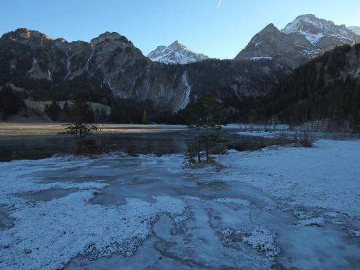 Eiszeit am Lauenensee